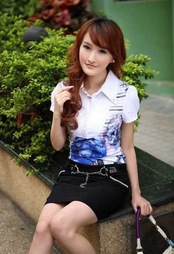 Photoshop为美女图片调制出甜美的黄绿色效果