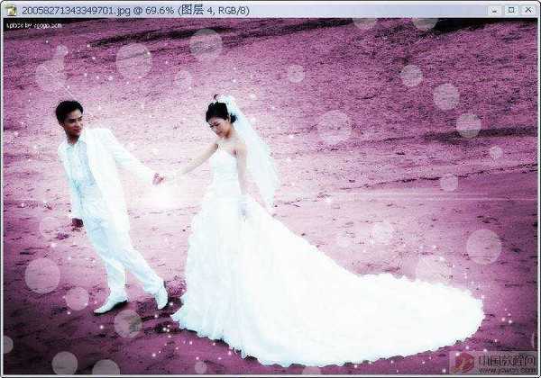 photoshop为外景婚纱照添加粉色浪漫边框效果的教程